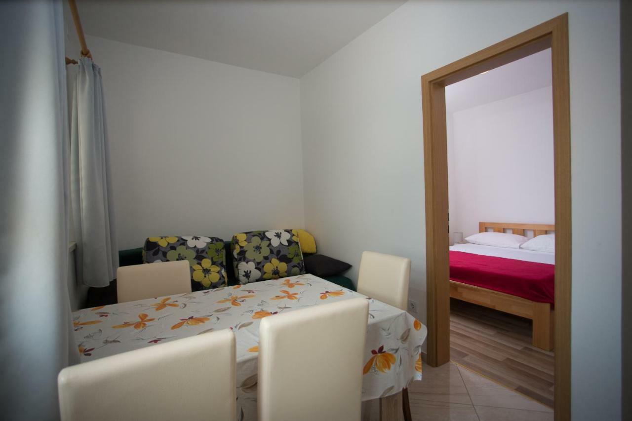 Apartment Ribica Kaštela 外观 照片
