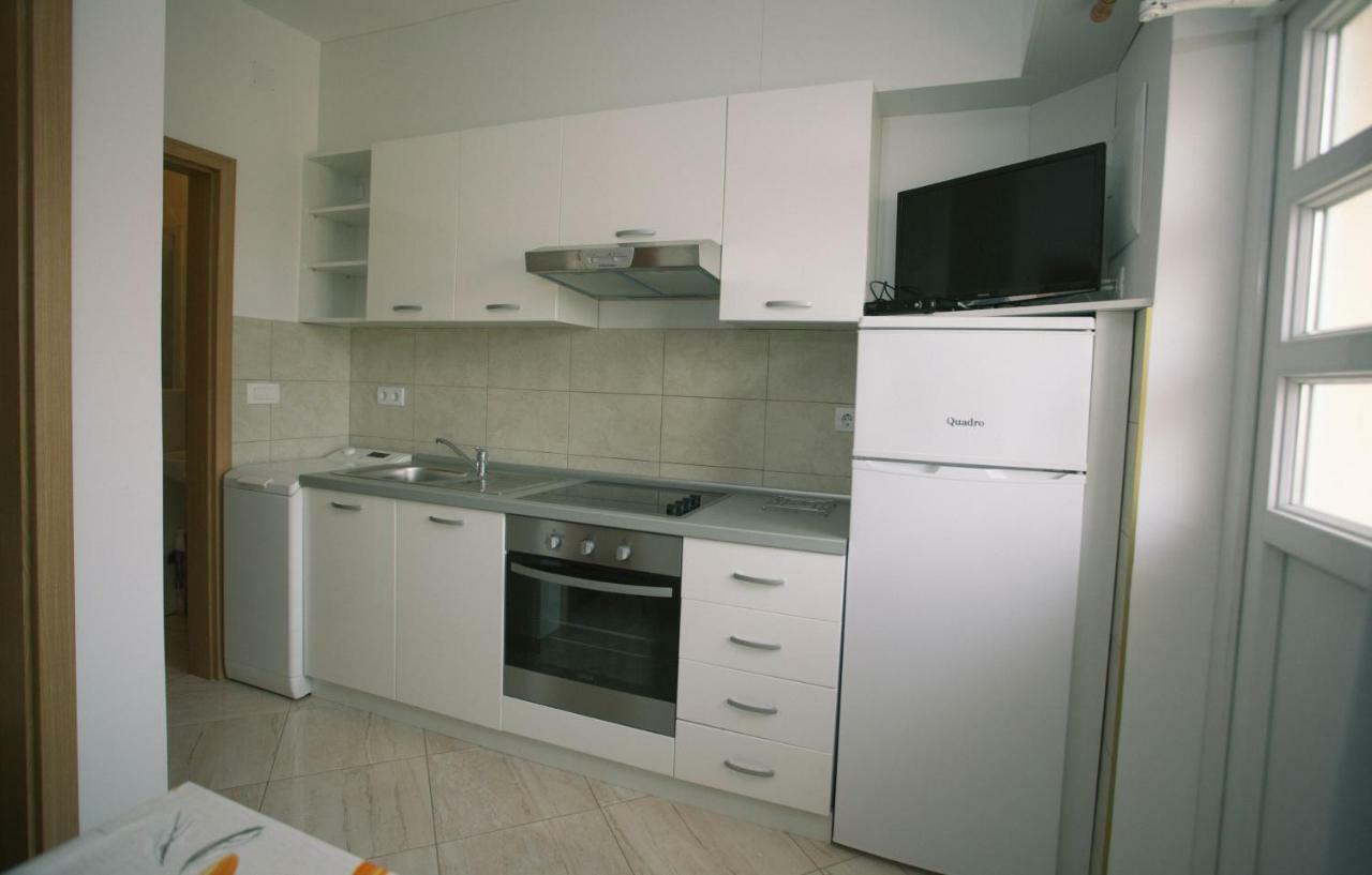 Apartment Ribica Kaštela 外观 照片